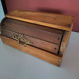 Panera de Madera con Herraje de Bronce - imagen 6