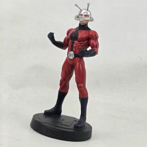 Estatuilla Ant-Man Marvel Coleccionable - imagen 1