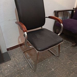 Silla de Escritorio Negra con Apoyabrazos - imagen 3