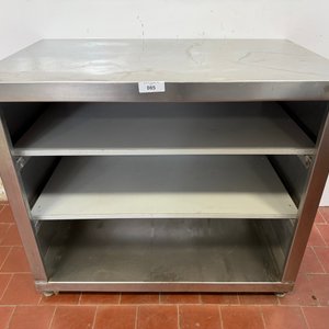 Lote siguiente: Mesada Auxiliar de Acero Inoxidable con Doble Estante