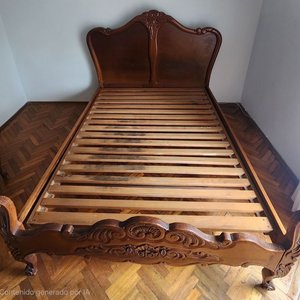 Lote anterior: Cama de Madera Tallada Estilo Clásico para Dos Plazas