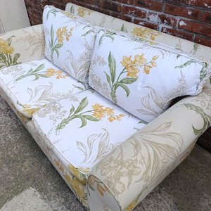 Sillón de 2 cuerpos tapizado en tela estampada floral - imagen 4