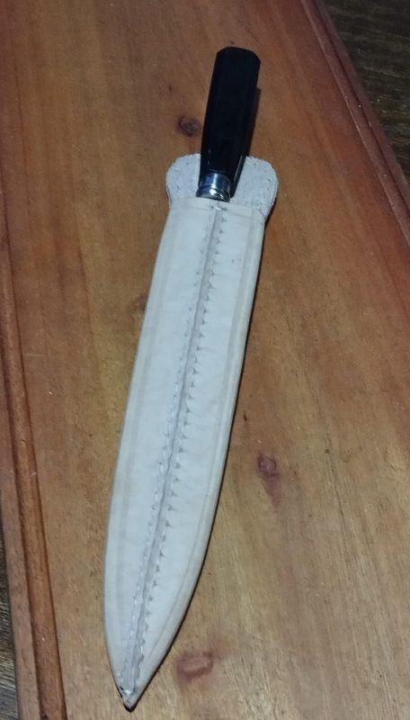 Cuchillo de alta calidad con mango largo y hoja de acero inoxidable - imagen 2