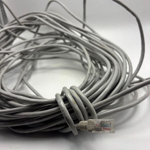 Cable de Red Ethernet Cat 5e Gris Enrollado - imagen 2