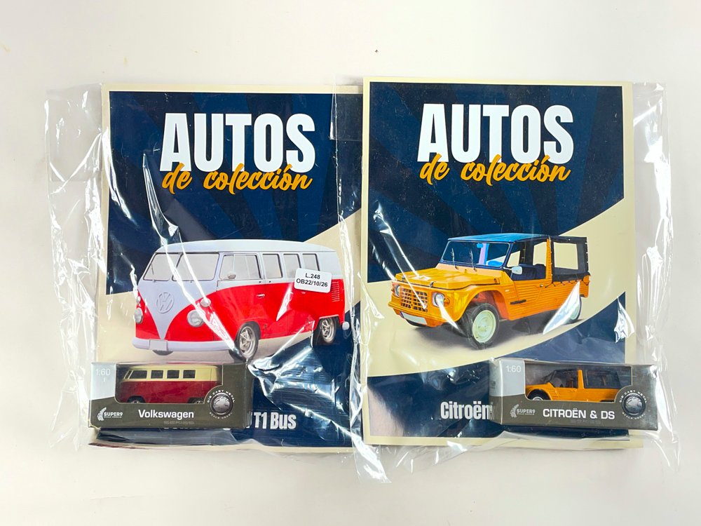 Dos Autos a Escala 1/60: Volkswagen T1 Bus y Citroën