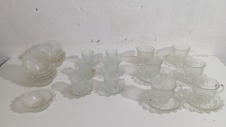 Lote anterior: Juego de tazas y cuencos vintage con diseño de burbujas