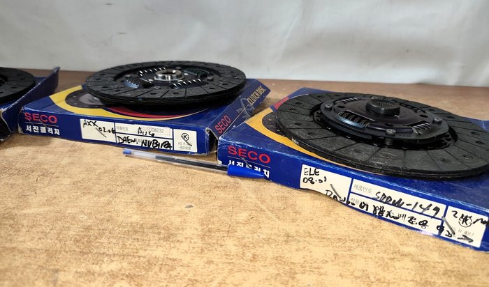 Item 16781 - Image 3