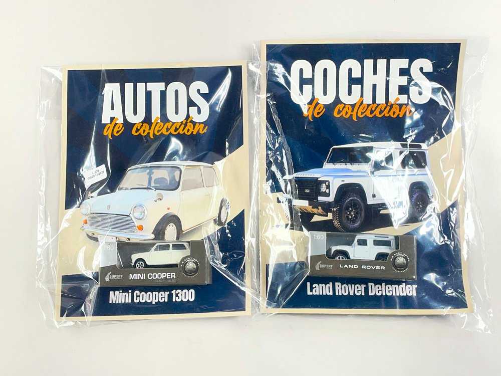 Dos Autos a Escala 1/60: Mini Cooper y Land Rover Defender