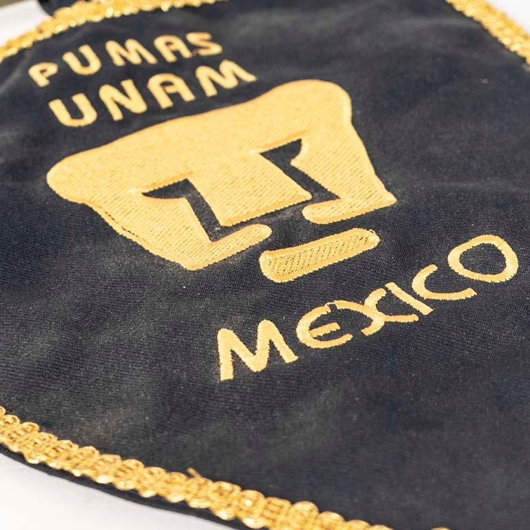 Banderín de intercambio de los Pumas UNAM de México - imagen 2