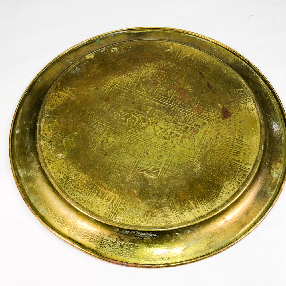 Plato en bronce repujado de 36 cm - imagen 3