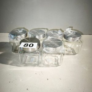 Lote anterior: Set de 6 Frascos de Vidrio Cuadrados con Tapa Metálica