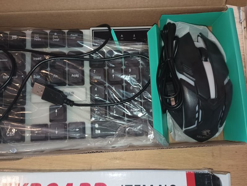 Lote de dos teclados nuevos y de alta calidad - imagen 2