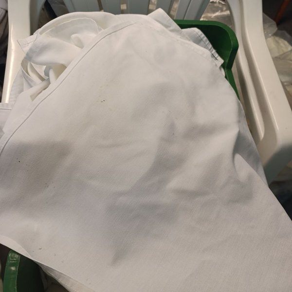 Servilletas de tela en blanco con diseños coloridos - imagen 4