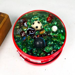 Lote de Bolitas de Vidrio y Caja de Madera - imagen 3