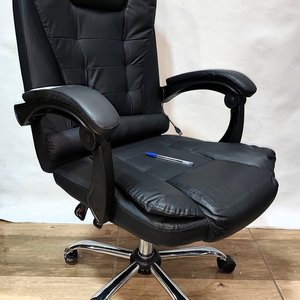 Sillón Ejecutivo Negro con Masajeador, Reclinable y Regulable - imagen 3