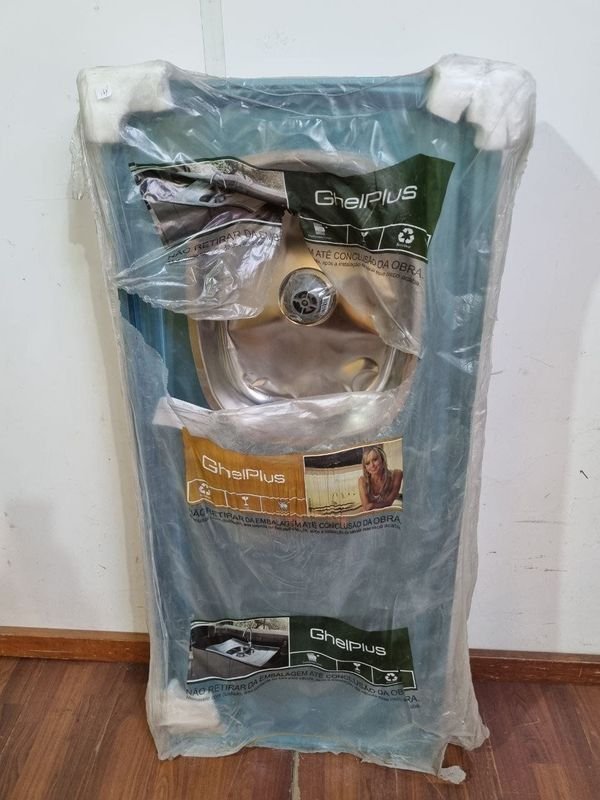 Pileta de Cocina GhelPlus Plateada con Detalles (53x120 cm)