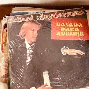 Lote de 47 Discos de Vinilo de Artistas Nacionales e Internacionales - imagen 11