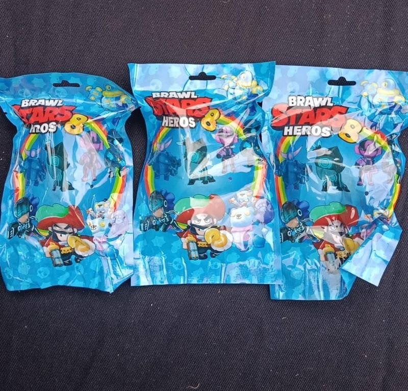 Sobres con Muñecos y Cartas de Brawl Stars