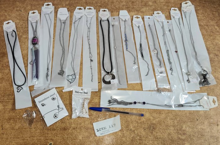 Lote anterior: Colección de joyería en acero quirúrgico