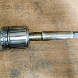 Lote anterior: Mandril Jacobs No. 100 Cambio Rápido con Cono Morse