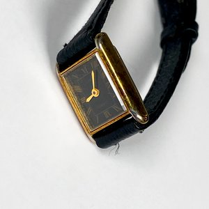 Dos Relojes de Pulsera para Dama: Casio y Cadena con Pulsera Metálica - imagen 4