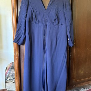 Lote de Vestidos Vintage: Negro, Azul Marino y Estampado - imagen 5