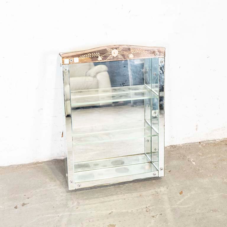 Item 2112896 - Image 0