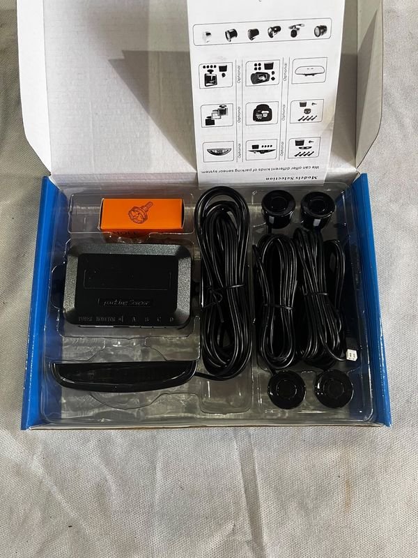 Sensor de Estacionamiento para Reversa con Alarma Digital