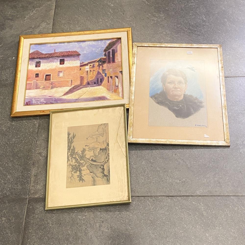 Trío de Cuadros: Óleo de Paisaje Urbano, Retrato y Dibujo Oriental
