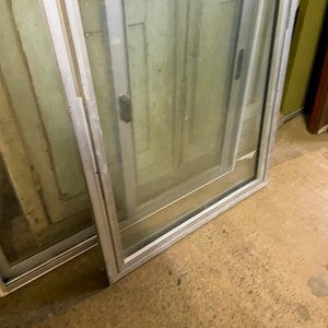Ventana de Aluminio y Vidrio con Hoja Batiente 130x90 cm - imagen 4