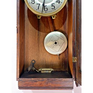 Reloj de Pared con Caja de Roble, Péndulo y Llave - imagen 4