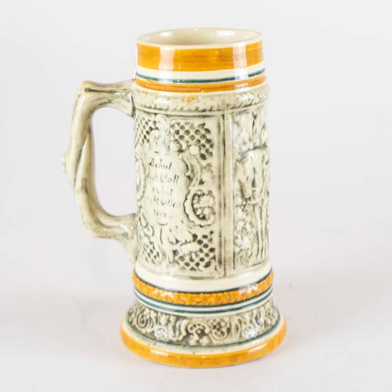 Jarra de cerveza de cerámica con relieve - imagen 2