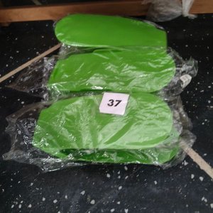 Lote siguiente: Set de 3 Guarda Zapatos Verdes