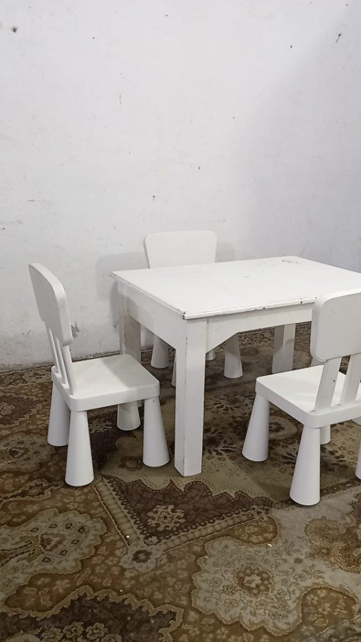 Juguetes para niños: mesa y sillas infantiles - imagen 3