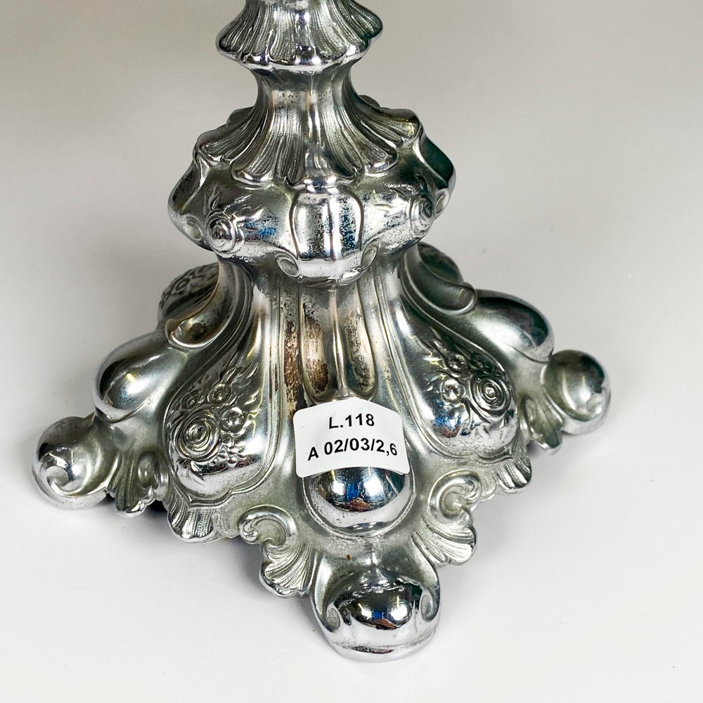 Candelabros de metal con luces - imagen 3