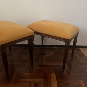 Par de Banquetas Estilo Sheraton Inglesas Tapizado Mostaza - imagen 2