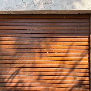 Lote anterior: Lote de Cuatro Persianas - Douglas Fir, canadiense