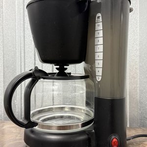 Cafetera Eléctrica Punktal Línea Deco Gris y Negro - imagen 5