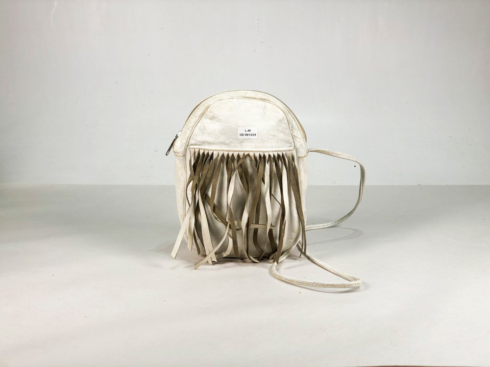Lote anterior: Cartera en Simil Cuero Color Blanco