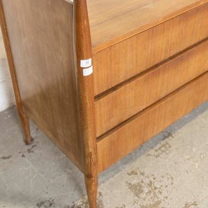 Cómoda Danesa de Dos Niveles con Banqueta y Vidrios Biselados - imagen 2