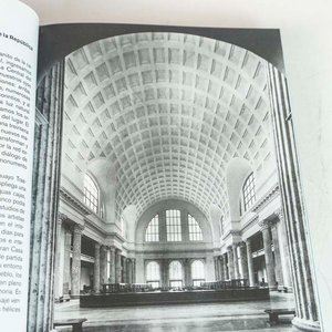 Libro "El Gran Sur Bienal de Montevideo" Tapa Dura - imagen 2