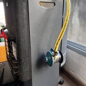 Estufa a Gas James con Válvula y Ruedas - imagen 2