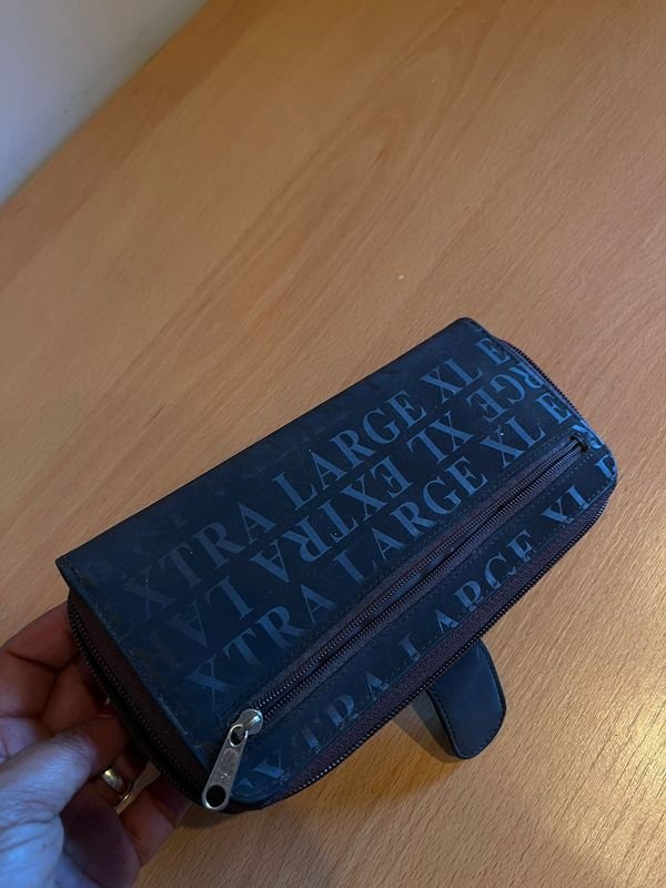 Billetera grande Extra Large marca argentina en buen estado - imagen 3