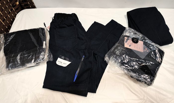 Lote de 8 Pantalones Jean Alicrados para Dama, Nuevos
