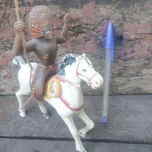 Lote anterior: Figura Antigua de Indio a Caballo