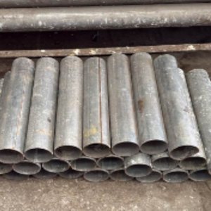 Lote siguiente: Lote de 26 caños rectos de aluminio de 55 cm