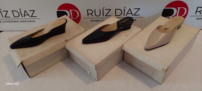 Lote anterior: Zapatos de tacón alto en cuero