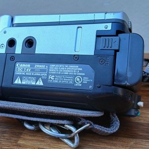 Videocámara Canon ZR900 MiniDV con Zoom 41x y Bolso Incluido - imagen 6