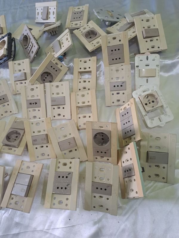 Item 853910 - Image 1