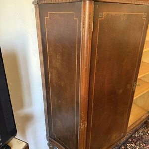 Armario Organizador Antiguo con Tapa de Mármol y Herrajes Ornamentales - imagen 5